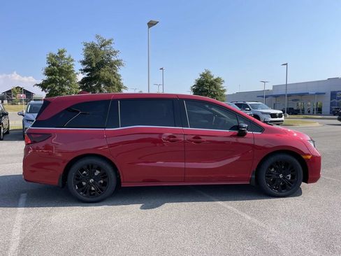 New 2026 Honda Odyssey Sport-L image 2