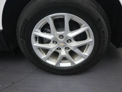 Used 2023 Chevrolet Equinox LS FWD image 10