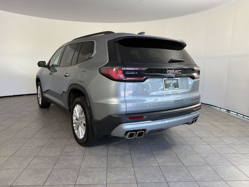Used 2024 GMC Acadia Elevation w/ LPO, Floor Liner Package AWD/4WD image 3