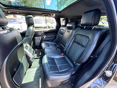 Used 2020 Land Rover Range Rover Sport SE AWD/4WD image 29