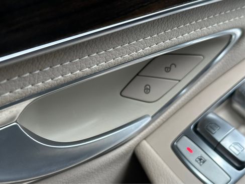 Used 2015 Mercedes-Benz C 300 4MATIC Sedan image 39