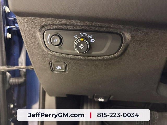 Used 2022 GMC Terrain SLE w/ Driver Convenience Package AWD/4WD image 14