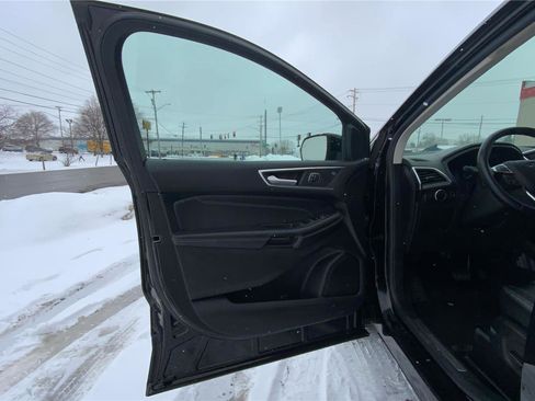 Used 2023 Ford Edge Titanium AWD/4WD image 20