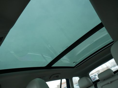 Used 2015 Volkswagen Golf SE image 31