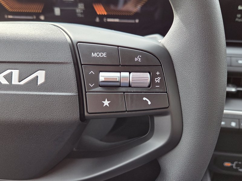 New 2026 Kia K4 FWD image 27
