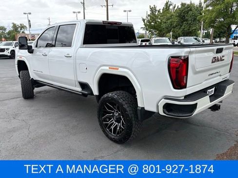 Used 2022 GMC Sierra 3500 Denali w/ Denali Ultimate Package AWD/4WD image 4