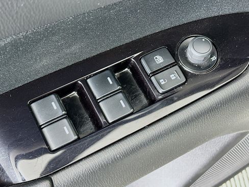 Used 2019 MAZDA CX-5 Sport image 15