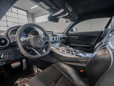 Used 2016 Mercedes-Benz AMG GT S image 6