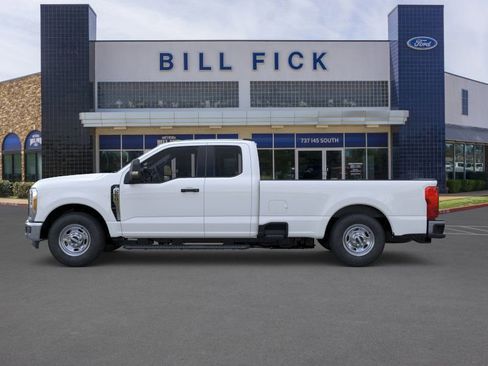 New 2026 Ford F250 XL w/ XL Chrome Package image 3
