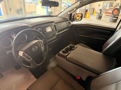Used 2018 Nissan Titan S w/ S Utility Package AWD/4WD image 8