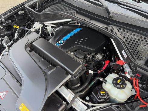 Used 2016 BMW X5 xDrive40e image 20