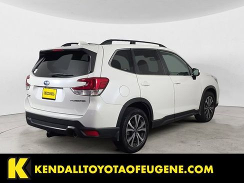 Used 2020 Subaru Forester Limited AWD/4WD image 5