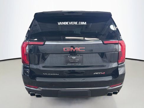 Used 2025 GMC Yukon AT4 w/ Premium Trailering Package AWD/4WD image 8