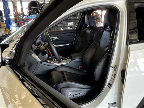 Used 2025 BMW M3 Competition image 7