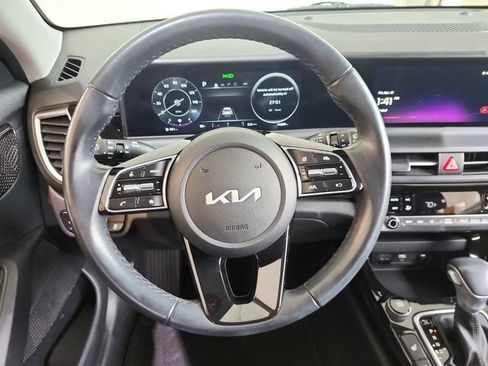 Certified 2024 Kia Seltos X-Line AWD/4WD image 9