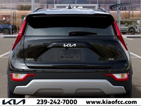 New 2026 Kia Niro EX FWD image 13