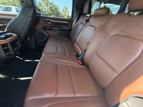 Used 2022 RAM 1500 Limited AWD/4WD image 19
