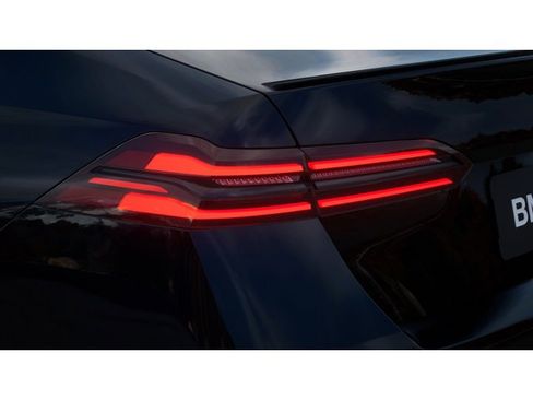 New 2026 BMW 530i image 8