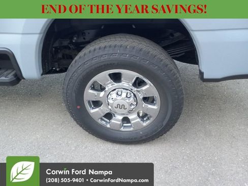 New 2025 Ford F350 King Ranch w/ Chrome Package image 38