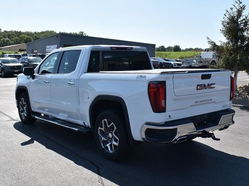 Used 2025 GMC Sierra 1500 SLT w/ SLT Premium Plus Package AWD/4WD image 2