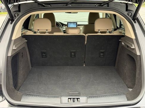 Used 2022 Lincoln Corsair AWD w/ Premium Package image 8