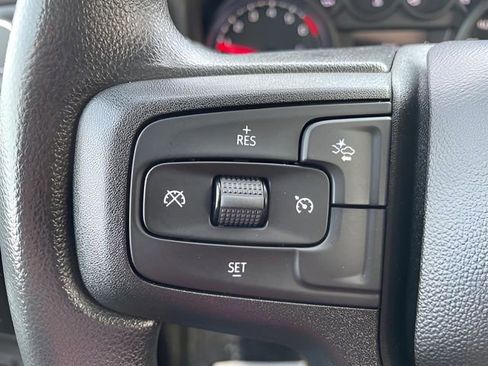 Used 2022 Chevrolet Silverado 1500 Custom image 14