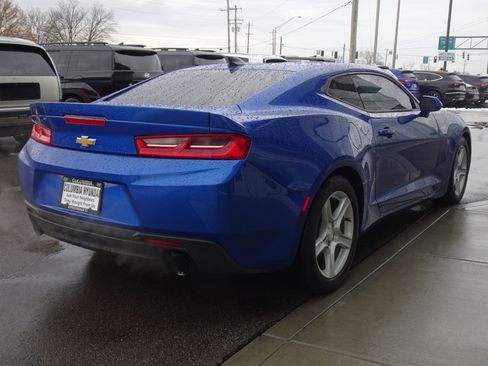 Used 2016 Chevrolet Camaro LT image 5
