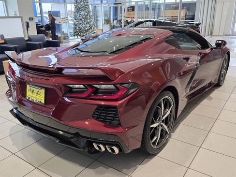 Used 2020 Chevrolet Corvette Stingray Preferred Cpe w/ 2LT Preferred Equipment Group image 4