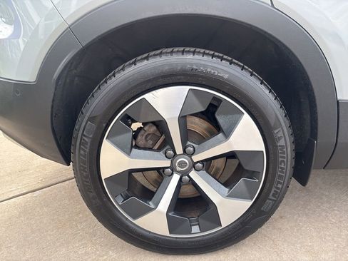 Certified 2024 Volvo XC40 B5 Plus w/ Climate Package AWD/4WD image 15