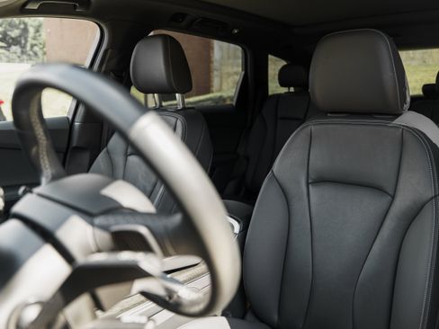 Certified 2025 Audi Q7 3.0T Premium Plus AWD/4WD image 21
