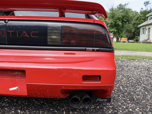 Used 1988 Pontiac Fiero GT RWD image 83