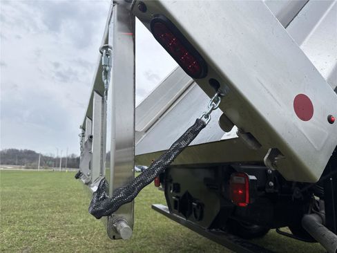 New 2026 Ford F550 4x4 Regular Cab Super Duty image 12