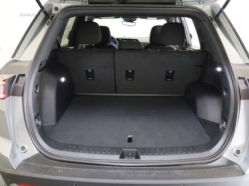 New 2026 Chevrolet Equinox LT w/ Safety and Technology Package FWD image 9