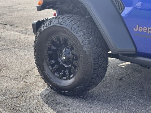 Used 2019 Jeep Wrangler Unlimited Rubicon AWD/4WD image 9