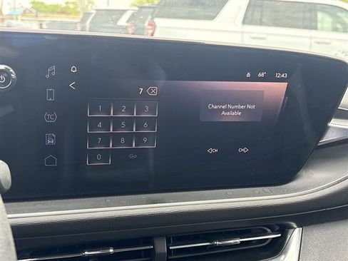 Used 2024 Buick Envista Preferred w/ Convenience II Package FWD image 13