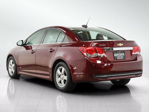 Used 2015 Chevrolet Cruze LT FWD image 3