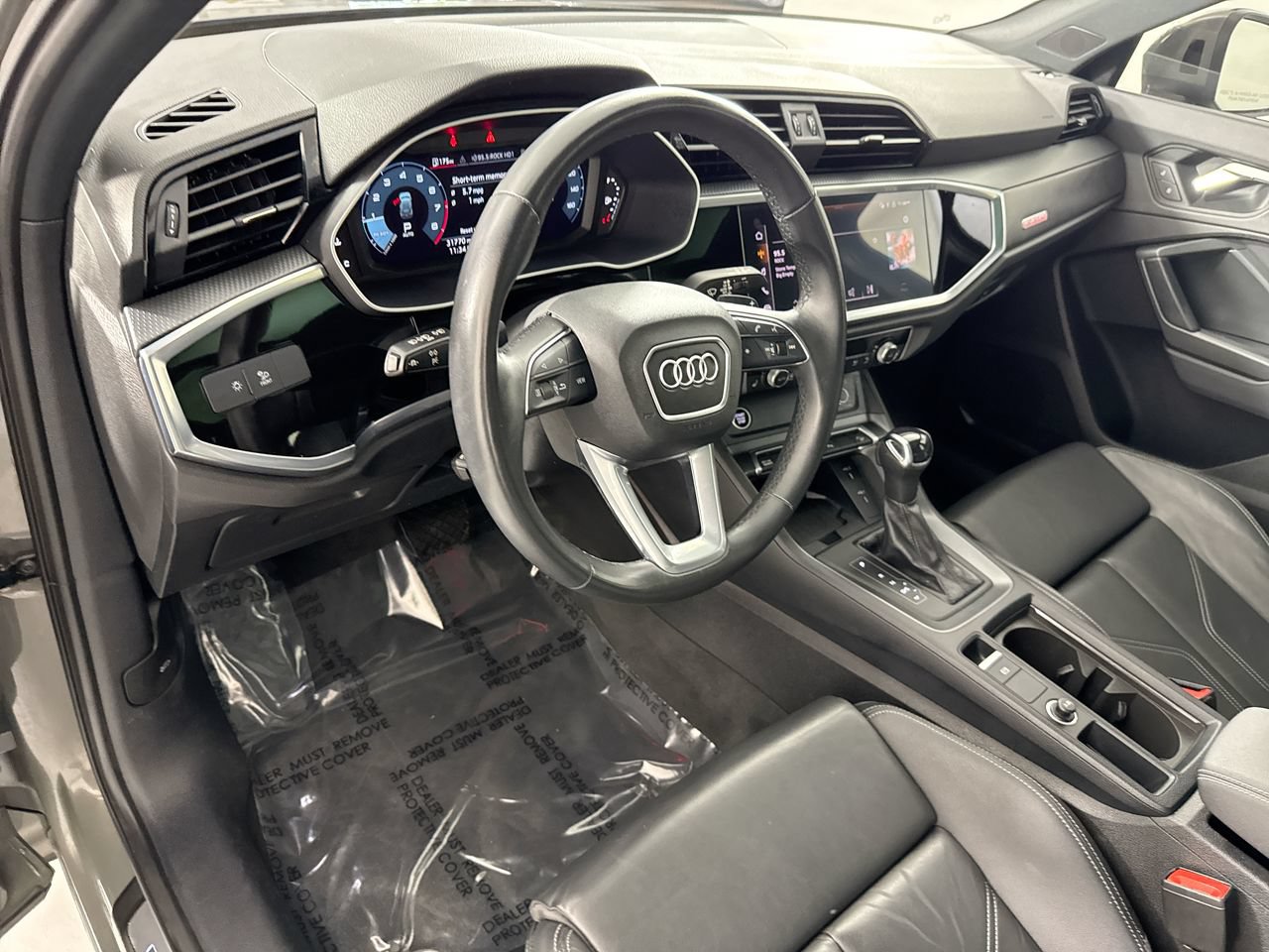 Used 2023 Audi Q3 2.0T Premium Plus w/ Premium Plus Package AWD/4WD image 8
