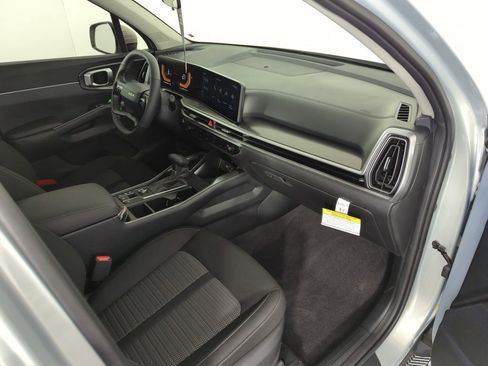 New 2026 Kia Sorento LX image 33