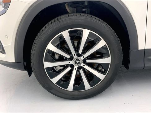 Certified 2023 Mercedes-Benz GLB 250 image 8
