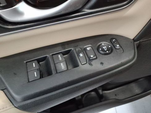 Used 2018 Honda CR-V EX-L image 23