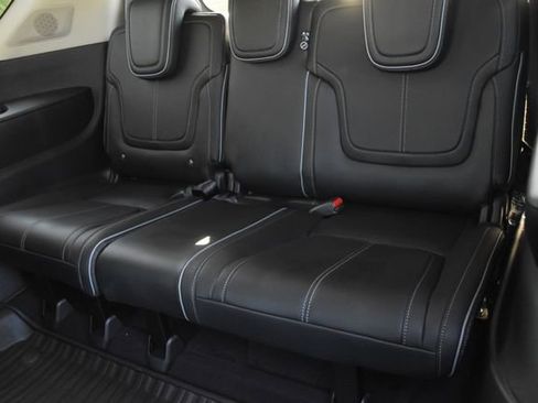 Used 2025 INFINITI QX80 Sensory AWD/4WD image 18