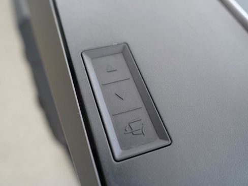 Used 2024 Tesla Cybertruck AWD Crew Cab image 34