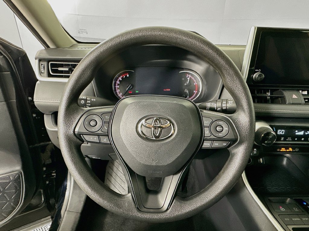 Certified 2025 Toyota RAV4 XLE FWD image 11