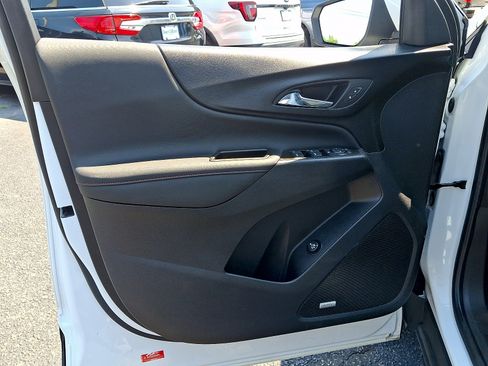 Certified 2023 Chevrolet Equinox RS w/ RS Leather Package AWD/4WD image 13