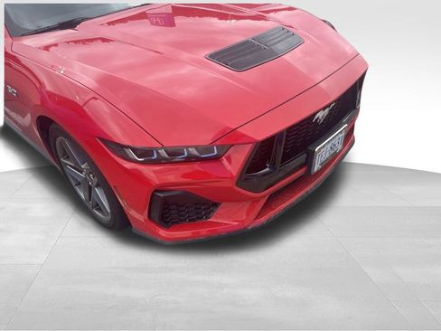 Used 2025 Ford Mustang GT RWD image 21