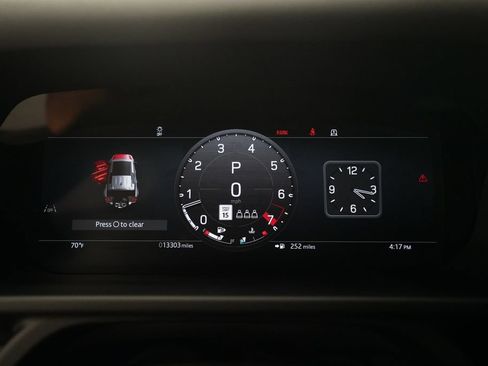 Used 2025 Land Rover Defender 110 S AWD/4WD image 2