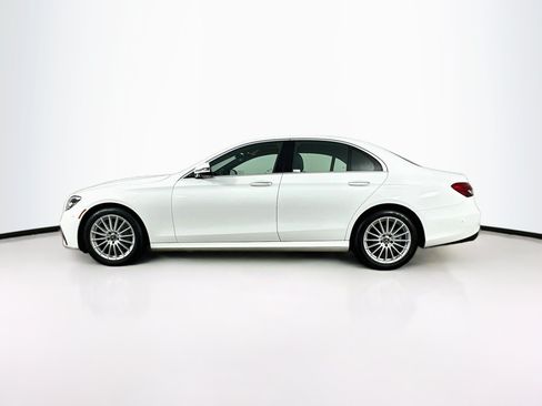 Used 2023 Mercedes-Benz E 350 4MATIC Sedan image 4