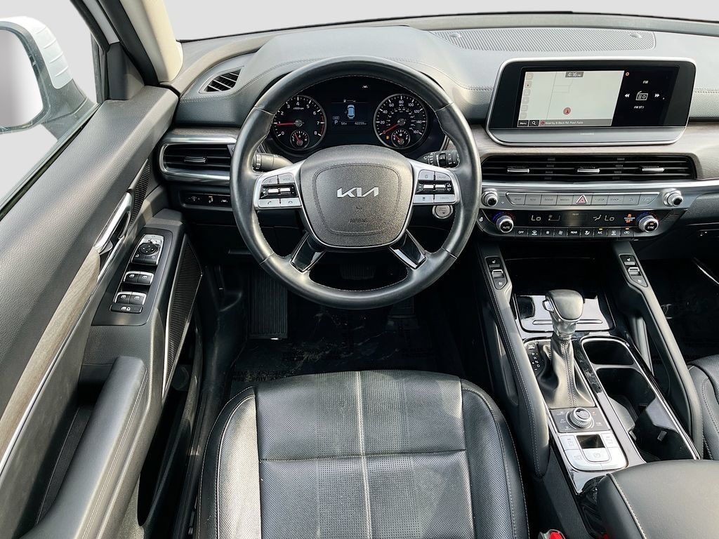 Used 2022 Kia Telluride EX w/ EX Premium Package AWD/4WD image 22