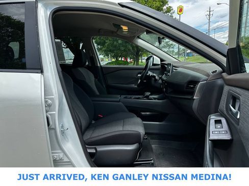 Certified 2023 Nissan Rogue SV AWD/4WD image 21