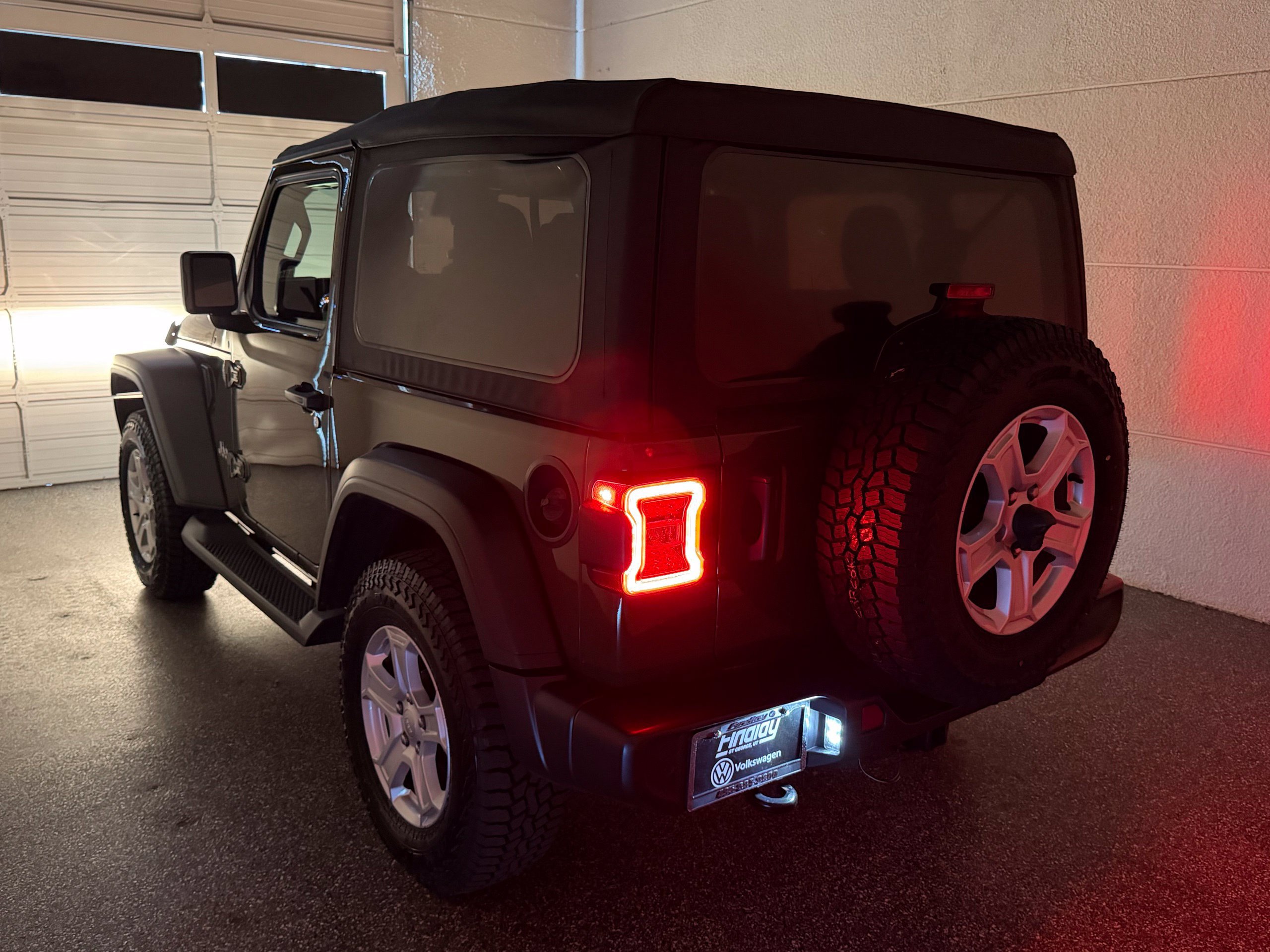 Used 2021 Jeep Wrangler Sport AWD/4WD image 40